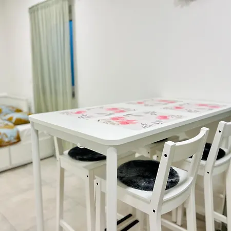 Sunny App Apartment