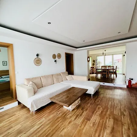 Sunny App Apartment