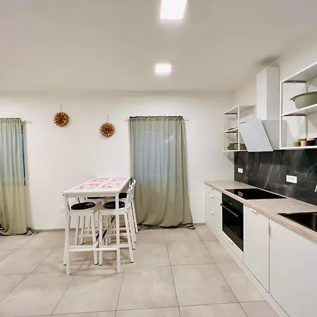 Apartment Sunny App Ljubljana